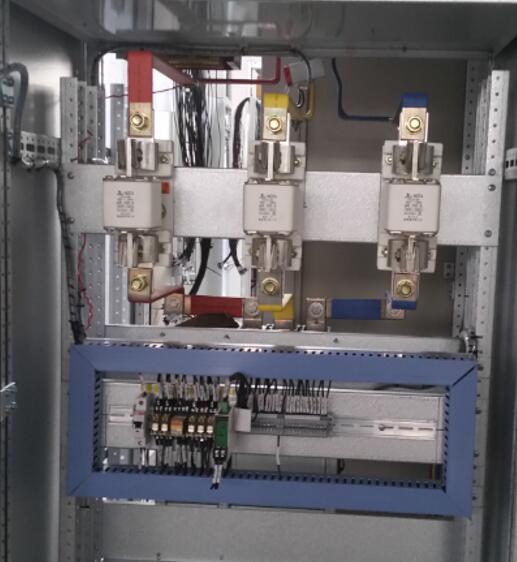 安徽得潤電氣技術有限公司，主營：高低壓開關柜，高低壓無功補償柜，消弧消諧裝置，自動化控制系統，綜保、儀表等，全國統一客服熱線：400-0551-777